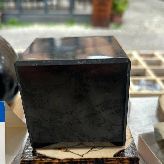 Cubo di shungite