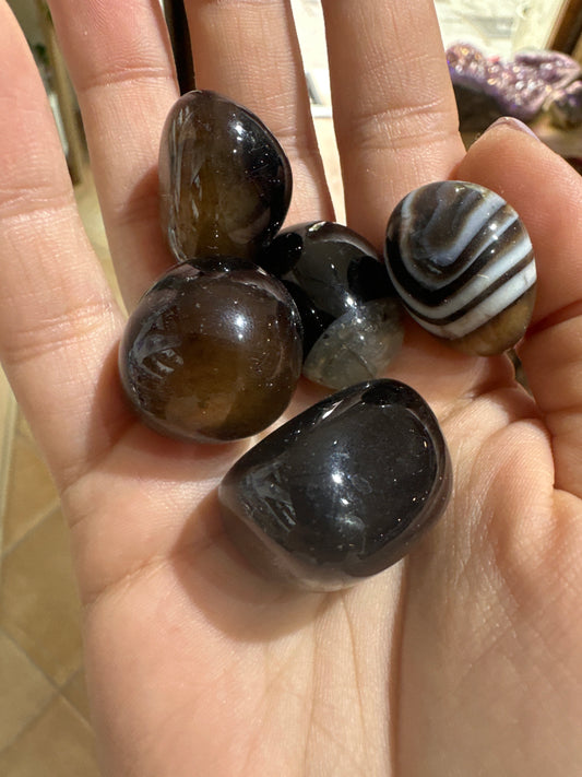 Agata Nera burattata