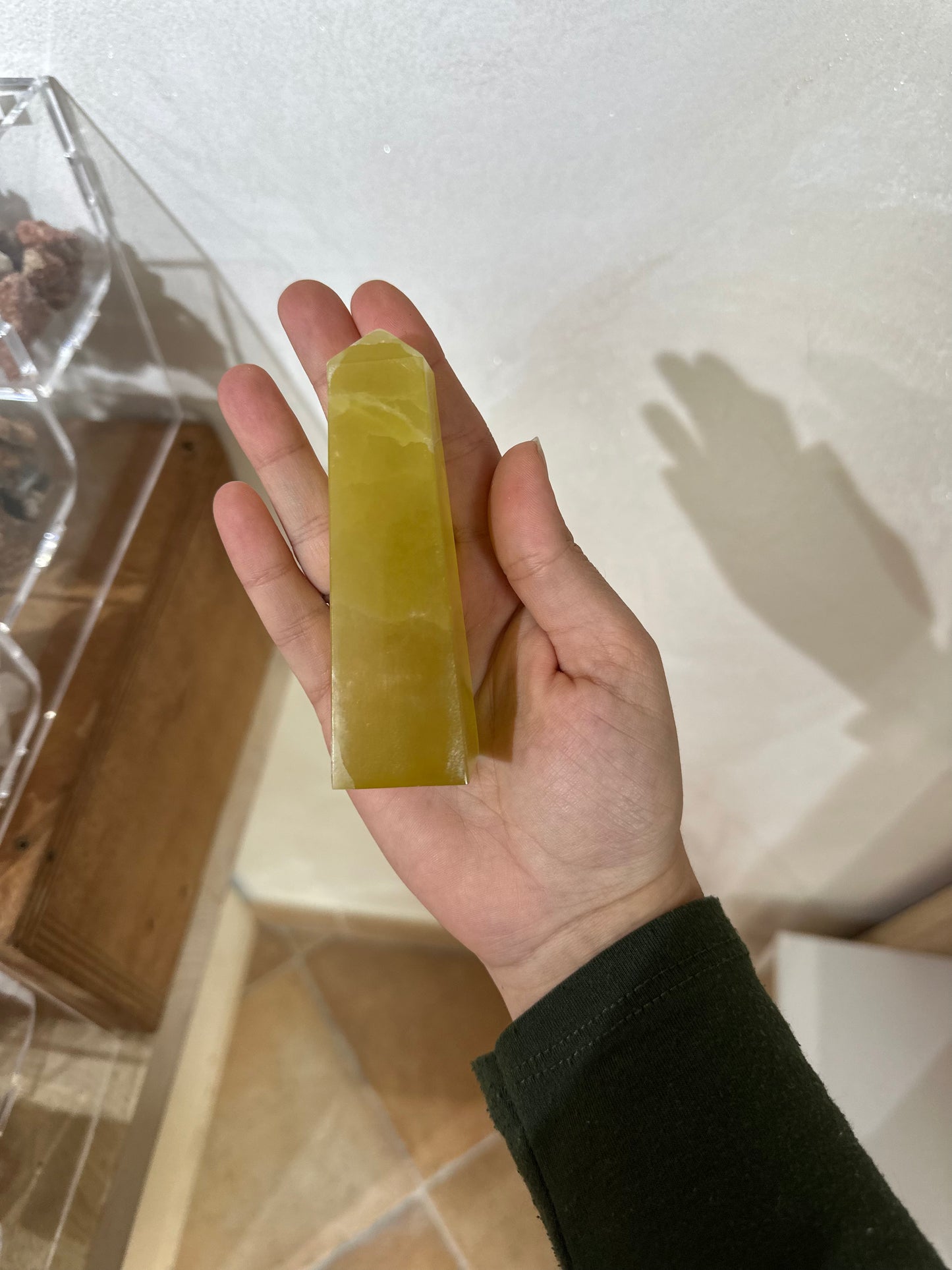 Torre in calcite lemon