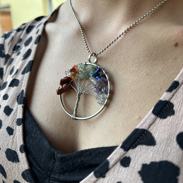 Collana con albero della vita